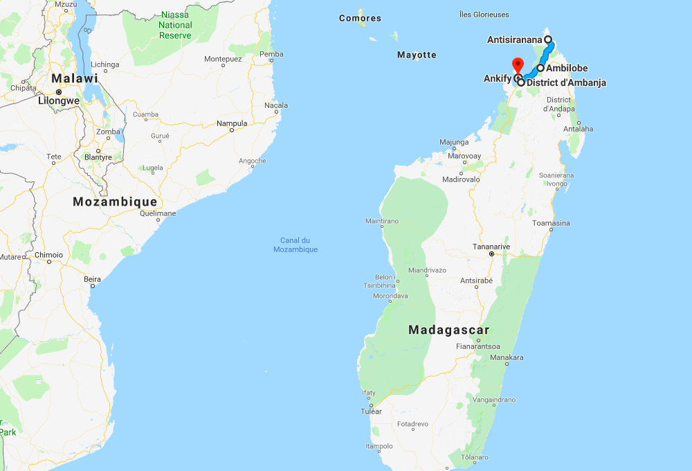Пролив между африкой и островом мадагаскар. Мадагаскар Мозамбикский пролив. Остров Мадагаскар на карте.